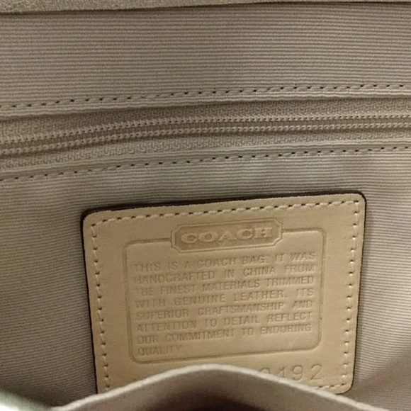 Handbag - Picture 3 of 3